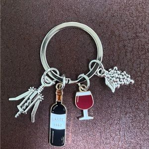 New Wine Lovers’ Pull/Keychain/Purse Charm in Silver